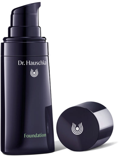 Dr. Hauschka Foundation 01 Macadamia